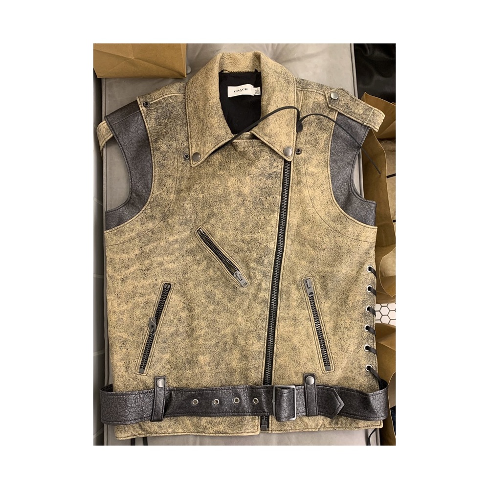 MOTO VEST (COACH)
